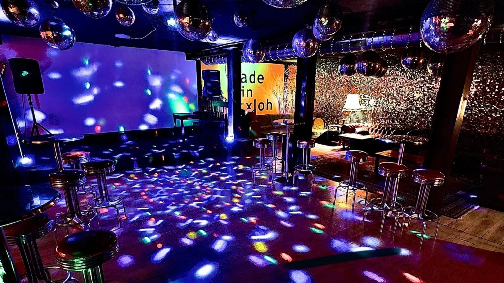 Partyraum-Duisburg 1st Floor