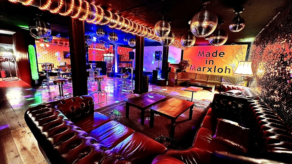 Partyraum-Duisburg 1st Floor