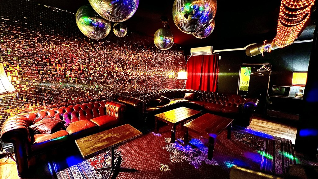 Partyraum-Duisburg 1st Floor